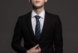 最新探长爆料冷宴华是谁,冷宴华身份大起底，探长爆料揭示神秘面纱